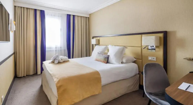 Двухместный номер Deluxe Hôtel Paris Neuilly