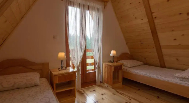 Mountain House Tara Apartmani Nikolic, Buchen Sie Hotel Kaludjerske Bare Tara-Gebirge