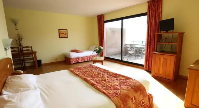 Номер Comfort Logis Hôtel-restaurant La Mère Biquette