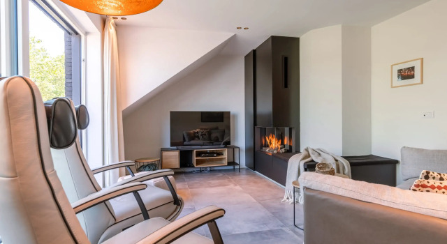 Beautiful high quality duplex apartment, Rezerwuj Apartament Hotele w Bruksela z parkingiem, Parking