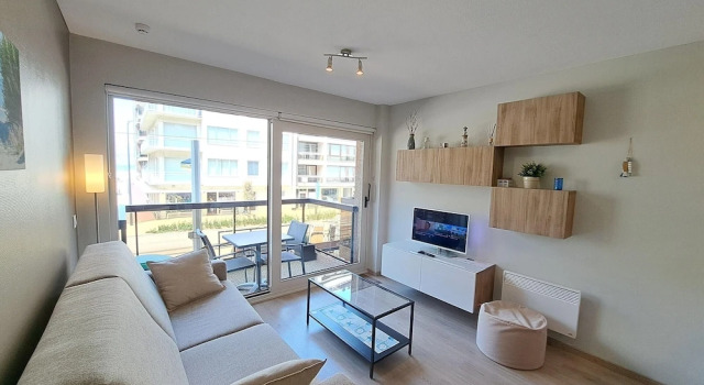 Oostduinkerke Coastal Retreat for 4