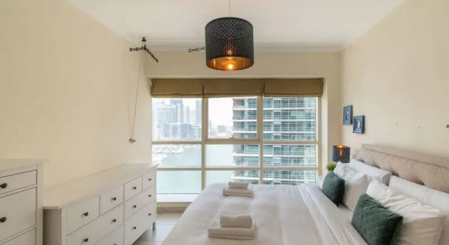 Ideal Apt in Marina, Steps Away From the Beach!