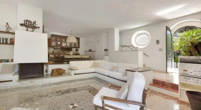 Villa Denise by BarbarHouse