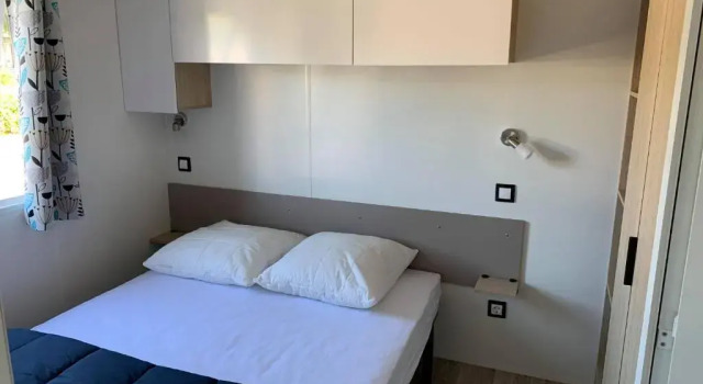 Mobilhome 4-6 personnes Pont Aven, Забронировать Отель Отели Finistère с парковкой, Парковка