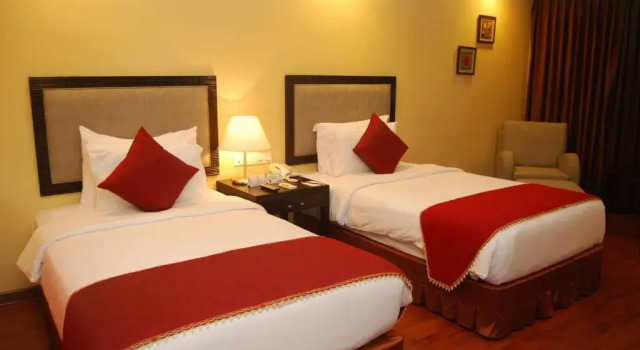 Двухместный номер Deluxe Отель Gokulam Park Sabari OMR