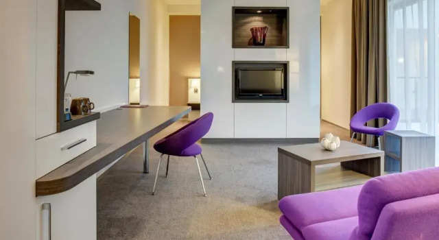 Люкс Business Hotel Lumen Zwolle
