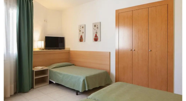 Трёхместный номер Standard Hotel Ninays