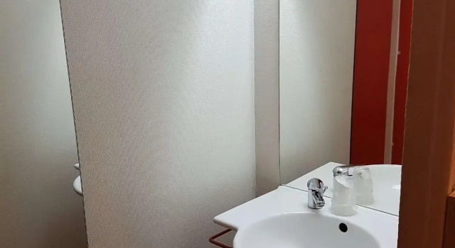 Трёхместный номер Standard HECO Colmar Nord - ex Première Classe