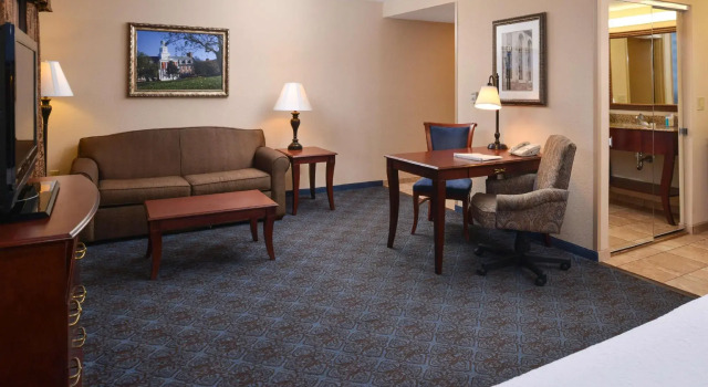 Двухместный люкс Hampton Inn & Suites Fruitland