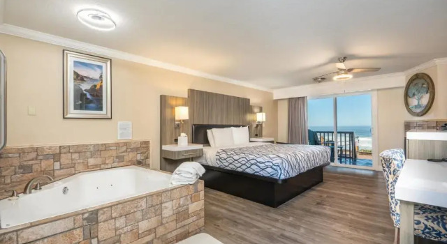 Номер Standard Sailor Jack Oceanfront Motel