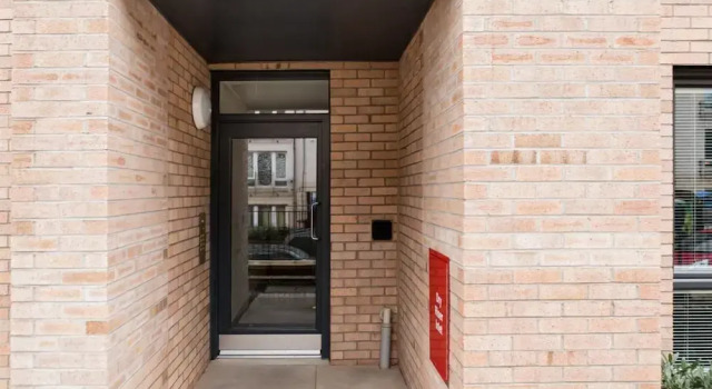 Guestready - Modern and Chic City Centre Flat, Забронировать Отель Эдинбург Midlothian, рядом с Холирудское абатство