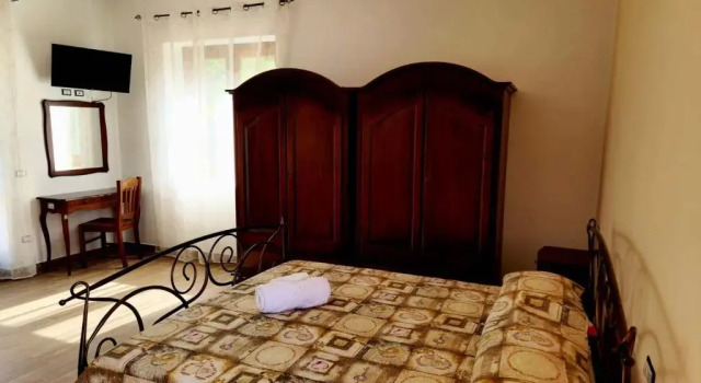 Pietra del Colle Agriturismo, Prenota Hotel Altavilla Silentina Cilento