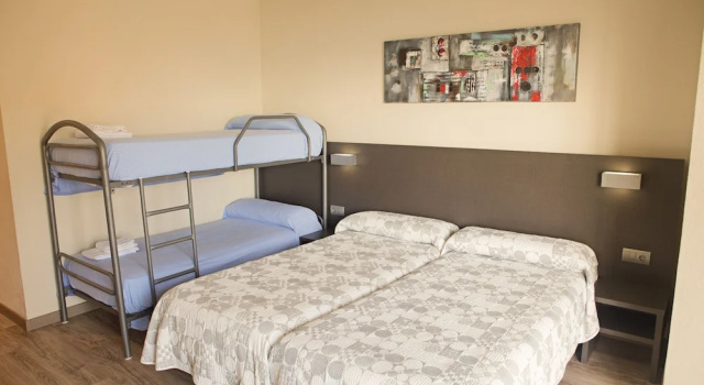 Четырёхместный номер Standard VALHOTEL Residencia Tiempo Libre El Puig