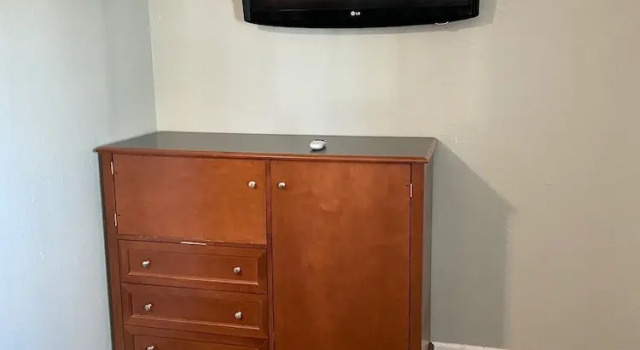 Четырёхместный номер Standard American Inn