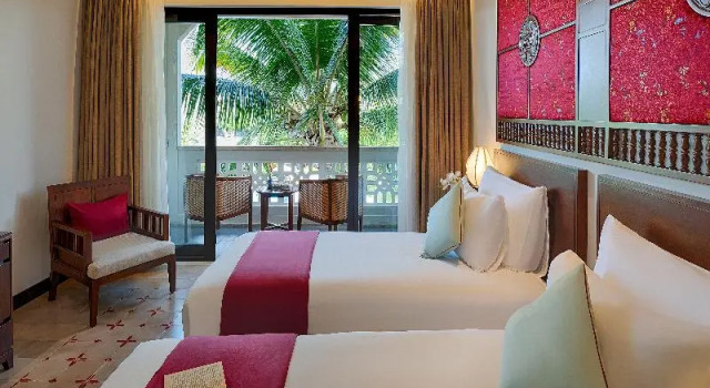 Двухместный номер Deluxe с балконом и с видом на город RiverTown Hoi An Resort & Spa