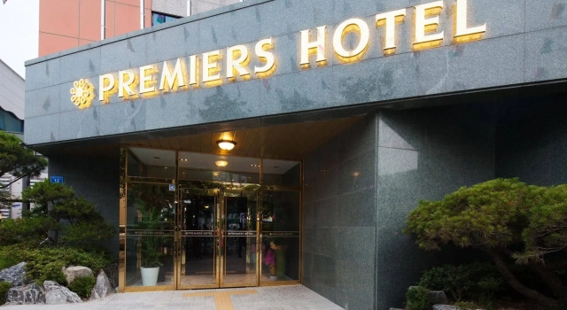 Premiers Hotel