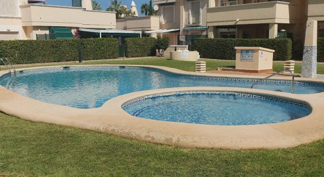 Denia Beachside Apartment, Забронировать Апартаменты/квартира Дения Коста-Бланка, рядом с Пляж Лес Боветес