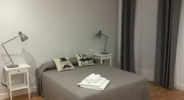 Hotel Smile & Co Hostal Boutique, Забронировать Бутик-отель Бутик-отели Аликанте, рядом с Музей Dinopetrea, Бутик-отель