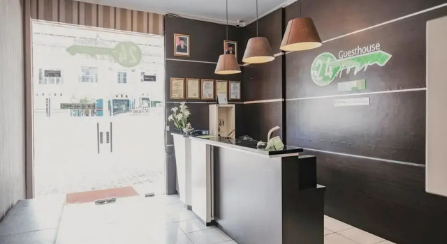 RedDoorz @ Jalan Hayam Wuruk Lampung 2, Prenota Affittacamere Bandar Lampung Sumatra