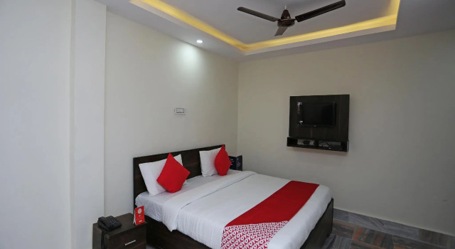 FabHotel New Shanti, Забронировать Отель Отели Аллахабад с завтраком, Завтраки