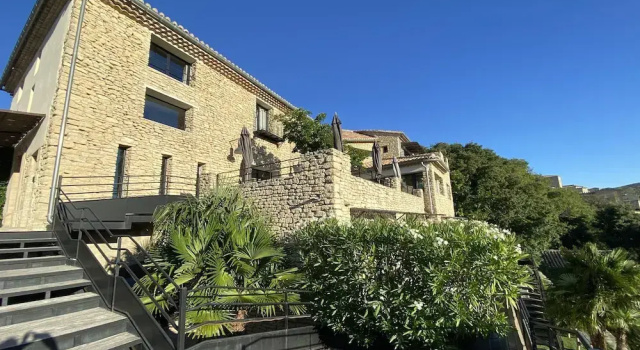 La Maison de Crillon, Rezervovat Hotel Hotely v Mont Ventoux se snídaní, Snídaně