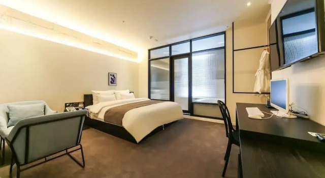 Номер Deluxe The Point Hotel - Myeongji