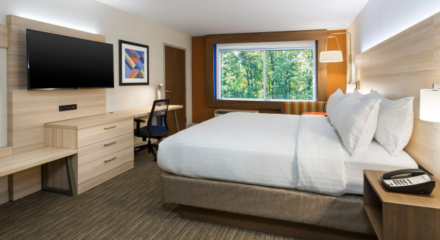 Holiday Inn Express & Suites Medina by IHG