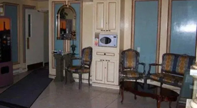 Hôtel 7 Saisons, Забронировать Отель Монреаль провинция Квебек, рядом с Museum of Contemporary Art