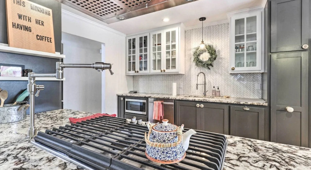 Pet-friendly Austin Ranch Home w/ Fire Pit!, Réserver Maison de vacances Austin Région métropolitaine d'Austin