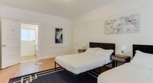 5 Bedroom Koreatown Charmer near DTLA