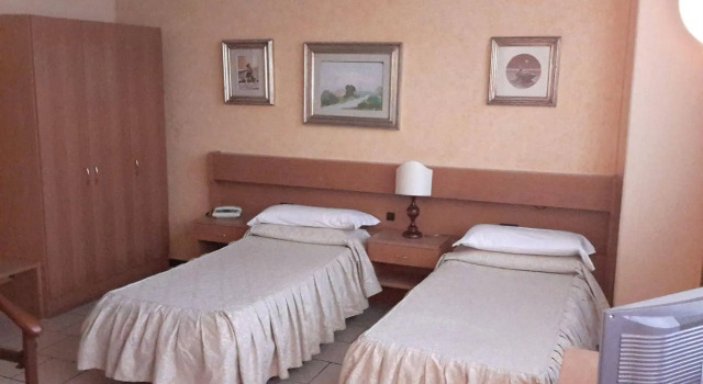 Hotel Cristallo, Prenota Hotel Barga Garfagnana