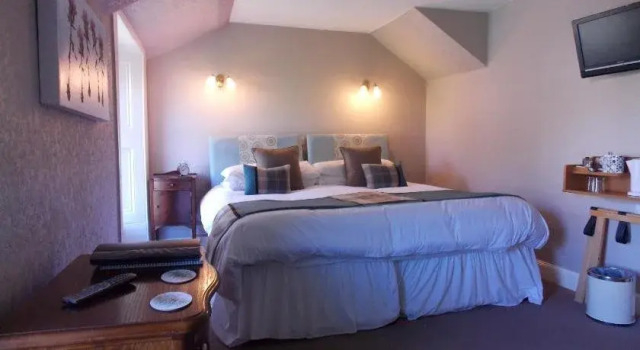 Fascadail House Bed  Breakfast, Забронировать Отель Отели Glasgow & The Clyde Valley с парковкой, Парковка