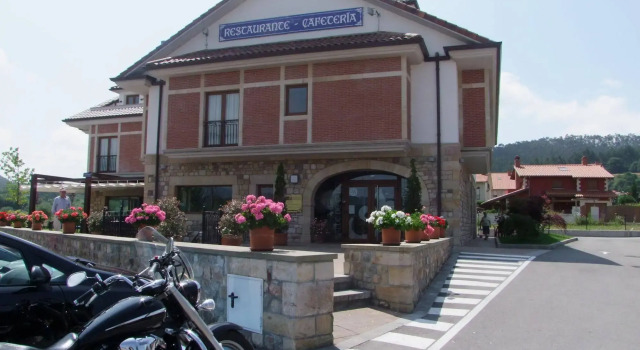 Hotel Valle de Cabezón