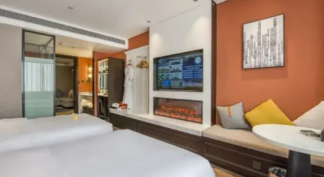 Люкс Premier Deting Garden Hotel (Kunming hi tech West City Times store)
