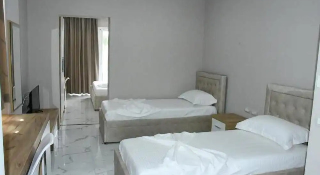 Полулюкс Hotel IONI-AN Ksamil