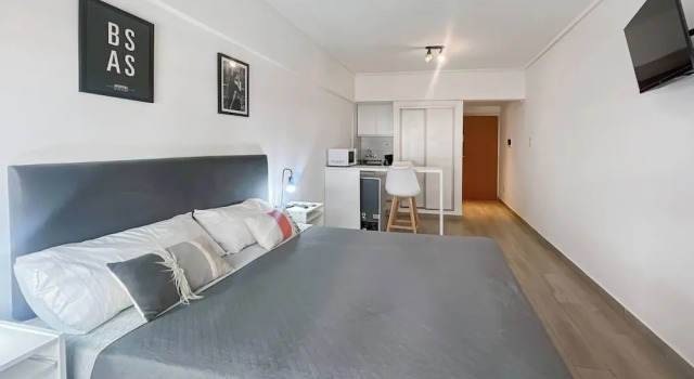 Modern Studio With Amenities in the Heart of the City -U8