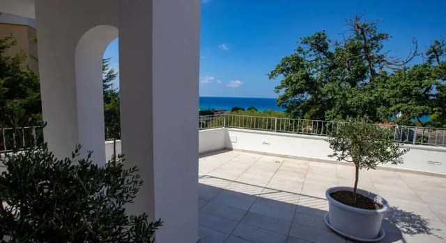 Juniorsuite Park Oasi Residence