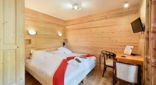 Номер Standard LocHotel Alpen Sports