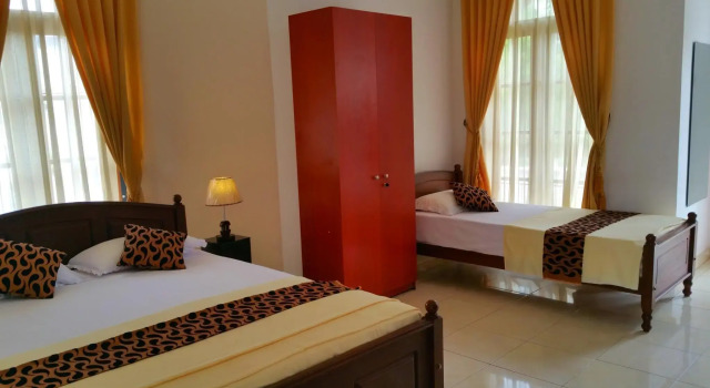 Трёхместный номер Deluxe Holiday Fashion Inn
