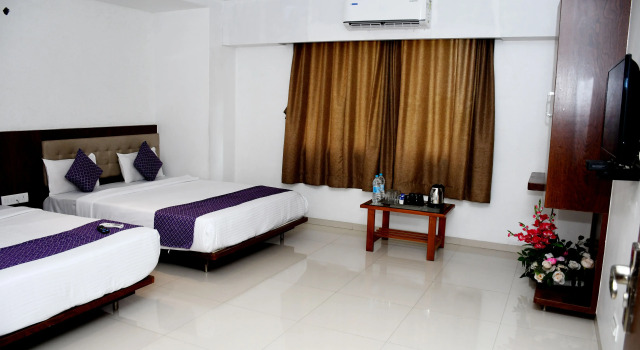 Pushpak Resort, Забронировать Курортный отель Отели штата Махараштры 3 звезды, 3*