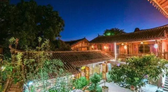 Fenghe Lijiang Inn