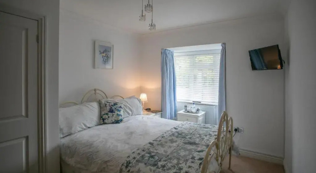 The Heather's Bed and Breakfast, Boek Hotel Christchurch Dorset