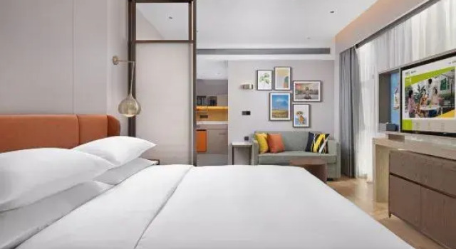 Семейная капсула Home2 Suites by Hilton Xingyi Jushan Plaza