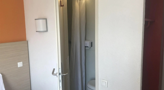 Трёхместный номер Standard Premiere Classe Avignon Courtine Gare TGV