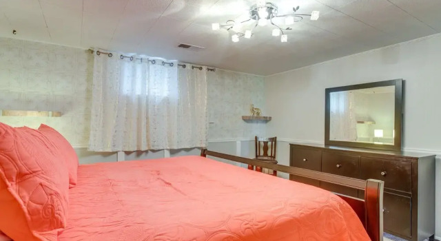 8 Mi to Dtwn Denver: Wheat Ridge Gem w/ Patio, Prenota Hotel Wheat Ridge Colorado