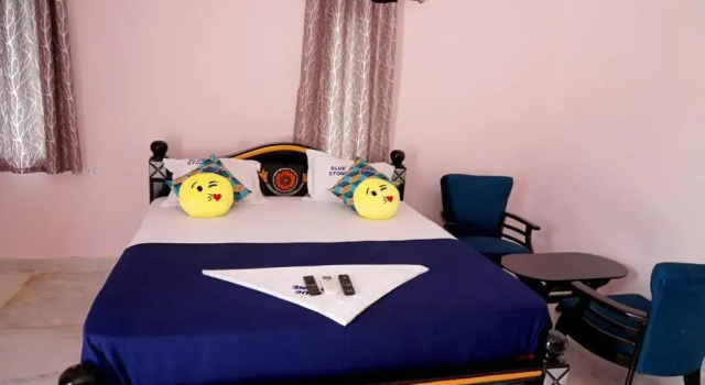 Blue stone homestay guesthouse, Rezervovat Apartmán Hotely v Andhra Pradesh s parkováním, Parkování