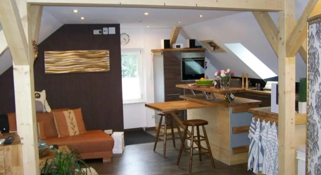 Loft-Ferienwohnung zur "Kfz-Schenke", Prenota Hotel Apolda Weimarer Land