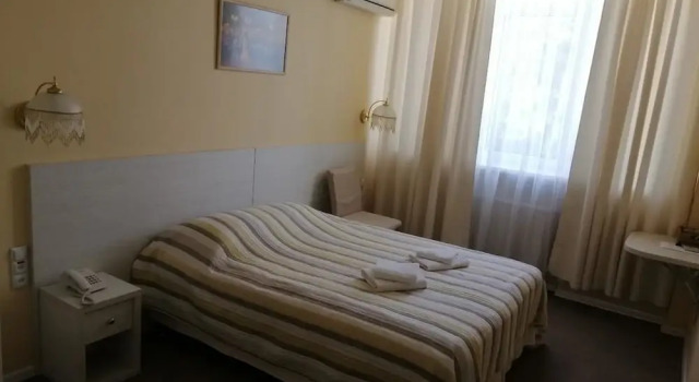 light hotel & hub, Réserver Hôtel Dniprovskyj 