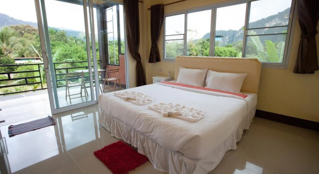 Khao Sok Country Resort, Забронировать Курортный отель Отели Южного Таиланда с парковкой, Парковка