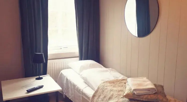 Vertshuset Fannarheimr, Book Pension Hoteller i Orkdal med parkering, Parkering